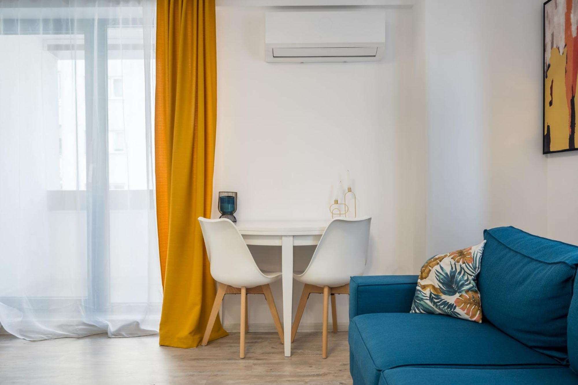 Appartamento The Painter - Timpuri Noi 1Br With Parking Bucarest Esterno foto